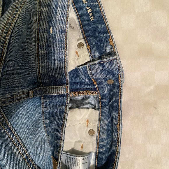 Mom Jean - Picture 3 of 3